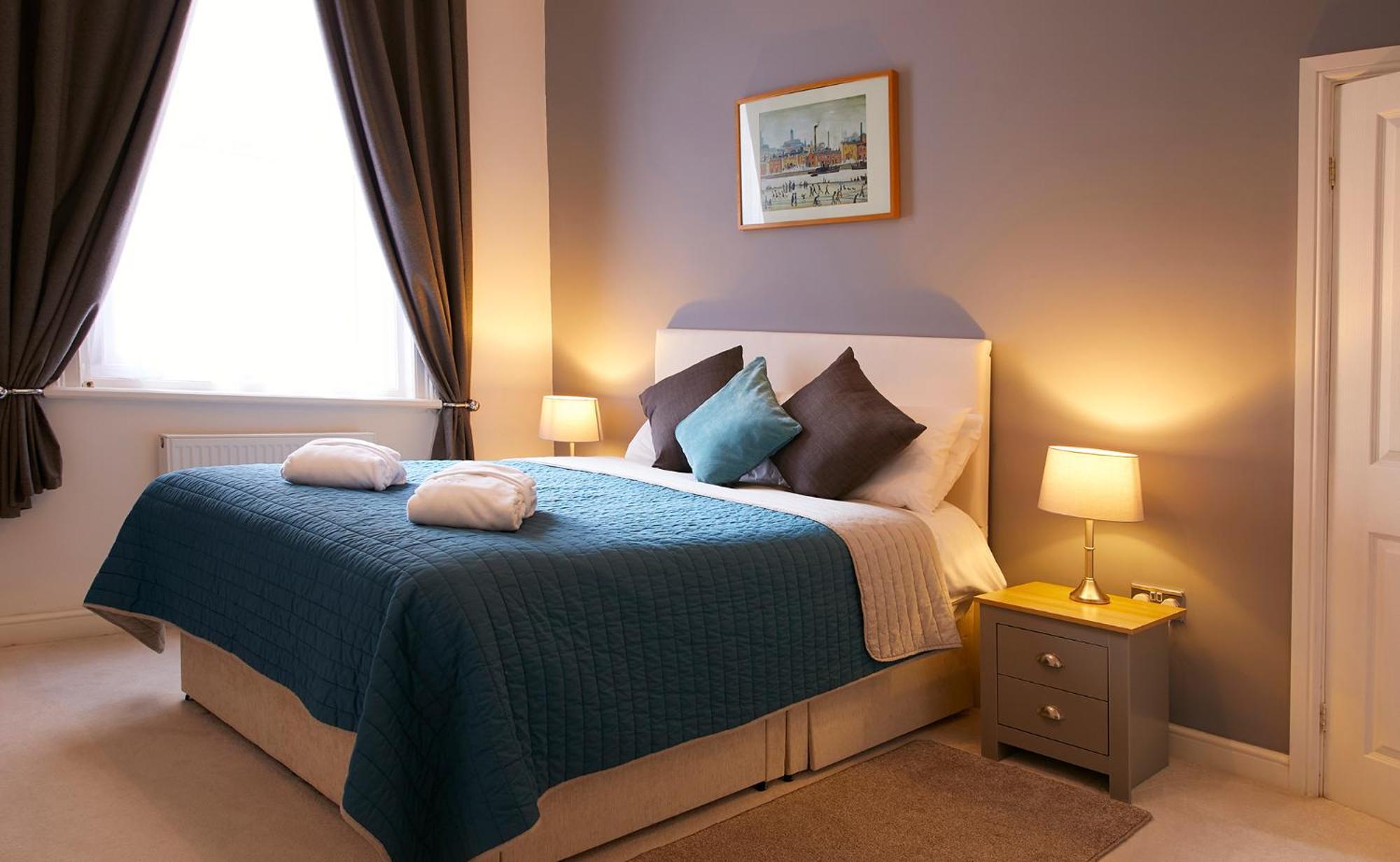 Mansion House Hotel Скарбъро Екстериор снимка