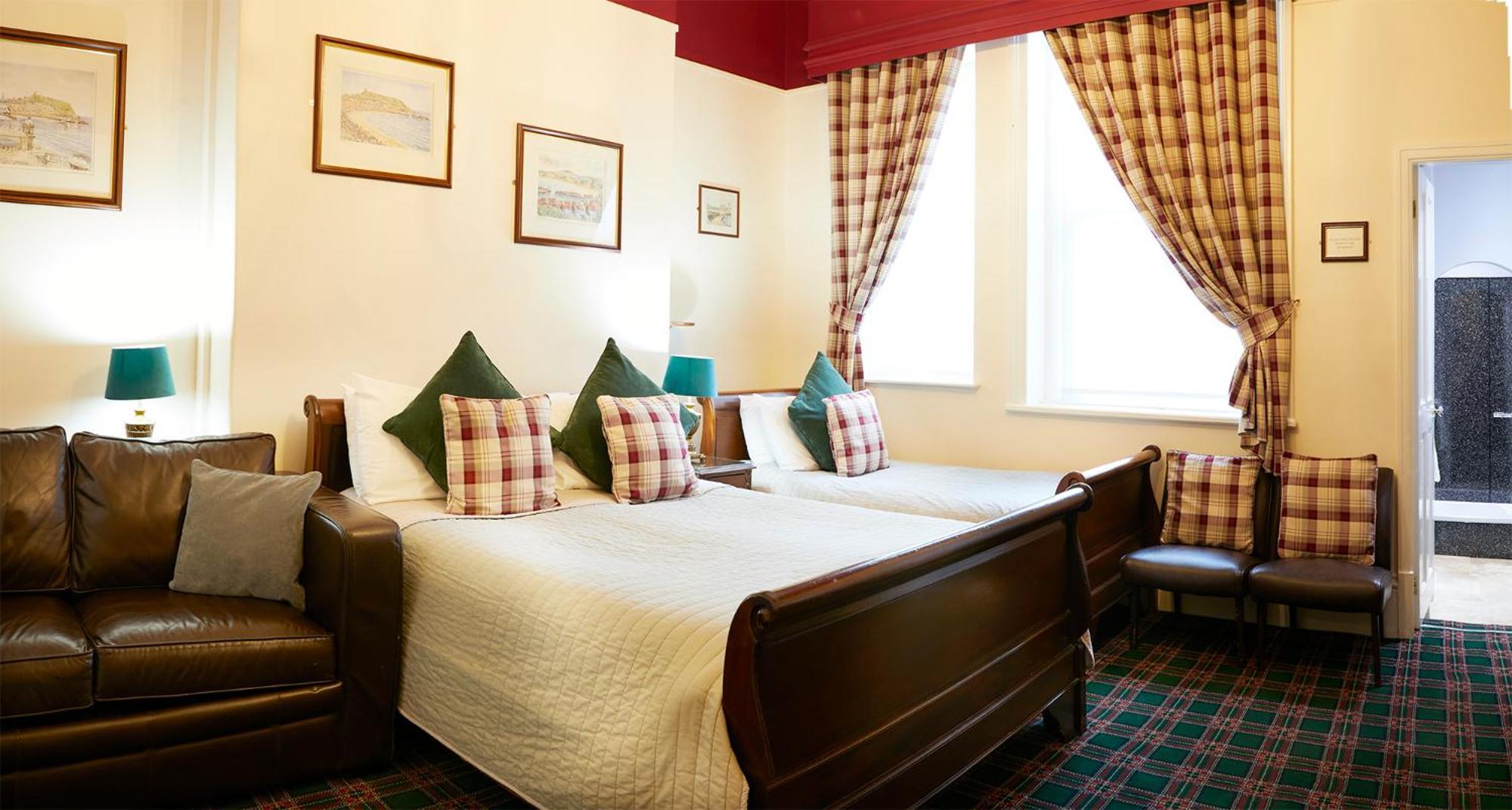 Mansion House Hotel Скарбъро Екстериор снимка