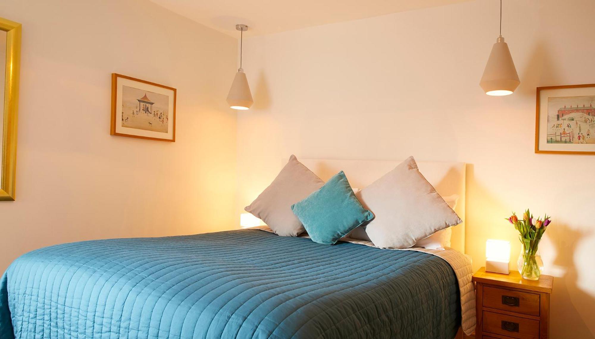 Mansion House Hotel Скарбъро Екстериор снимка